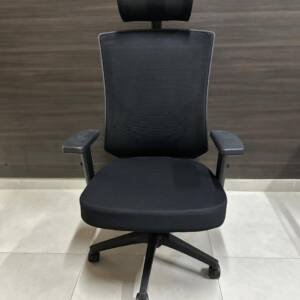 Cadeira presidente  sete back tela  preta